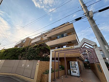 忙しく過ぎゆく日常を置き去るほど、ゆったりした時間が流れる住環境。