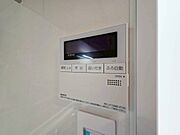 見やすい画面で操作しやすい給湯パネル。