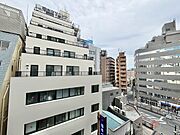 陽当たり・通風・開放感に恵まれた環境です。