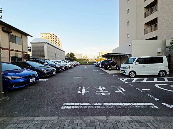 駐車スペースが...
