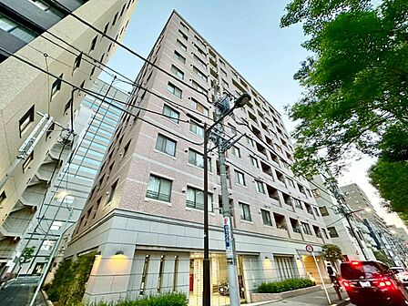 飽きのこないシンプルモダンな外観です。