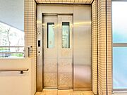 エレベーター完備のため荷物が多くなっても安心。
