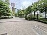 その他：マンションの敷地内には、中庭もございます。