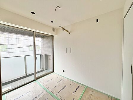 シンプルな内装と偏り過ぎないデザインで統一しました。