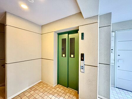 エレベーター完備のため荷物が多くなっても安心。