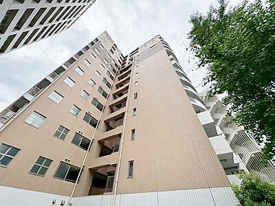 外観:飽きのこないシンプルモダンな外観です。 外観:飽きのこないシンプルモダンな外観です。