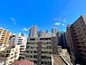 バルコニー：眺望や窓からの景色が良いと、家で過ごす時間も快適です。