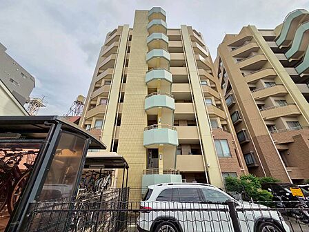 忙しく過ぎゆく日常を置き去るほど、ゆったりした時間が流れる住環境。