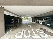 【駐車場】駐車スペースが嬉しいですね。※空き状況は都度ご確認下さい。