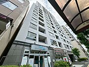 飽きのこないシンプルモダンな外観です。