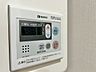 設備：見やすい画面で操作しやすい給湯パネル。