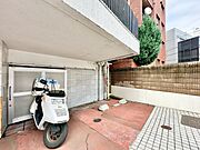 バイク置き場もございます。※空き状況は都度ご確認下さい。
