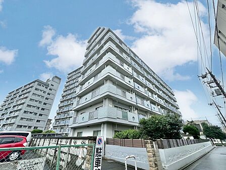 忙しく過ぎゆく日常を置き去るほど、ゆったりした時間が流れる住環境。