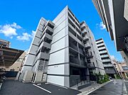 飽きのこないシンプルモダンな外観です。
