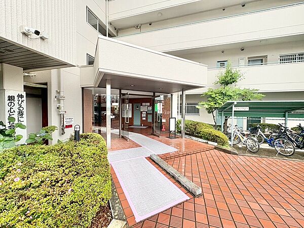 エントランスを拡大表示