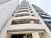 飽きのこないシンプルモダンな外観です。