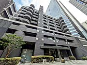 飽きのこないシンプルモダンな外観です。
