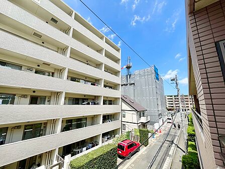 眺望や窓からの景色が良いと、家で過ごす時間も快適です。