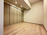 子供部屋：清かで艶やかな時間をもたらしてくれる室内です。