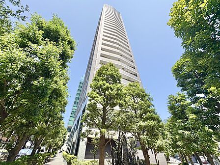 飽きのこないシンプルモダンな外観です。
