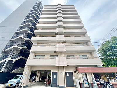 外観：飽きのこないシンプルモダンな外観です。