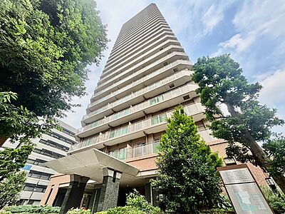 外観：飽きのこないシンプルモダンな外観です。