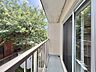 バルコニー：朝の澄んだ空気や、夕方に吹く清々しい風を感じられるバルコニー。
