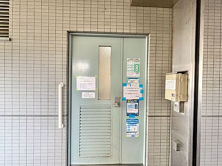 ゴミ置場。綺麗に管理されております。