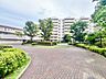 その他：マンションの敷地内には、中庭もございます。