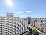 バルコニー：眺望や窓からの景色が良いと、家で過ごす時間も快適です。