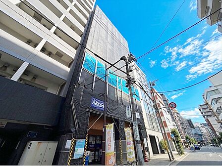 飽きのこないシンプルモダンな外観です。※CG加工により晴天にしています。