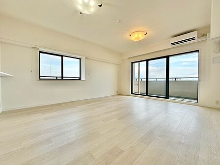 通風・採光に優れ、心地よい光と風が溢れています。