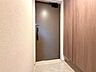 玄関：安らぎに満ちた空間がここから始まります。
