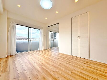 充実した生活は伸びやかな居室空間から始まります。