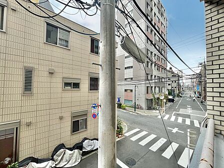陽当たり・通風・開放感に恵まれた環境です。