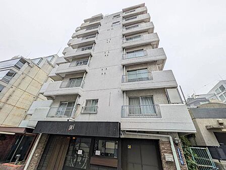 忙しく過ぎゆく日常を置き去るほど、ゆったりした時間が流れる住環境。