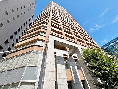 外観：飽きのこないシンプルモダンな外観です。
