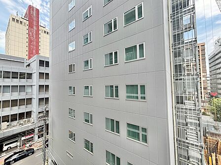 眺望や窓からの景色が良いと、家で過ごす時間も快適です。