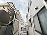 バルコニー：眺望や窓からの景色が良いと、家で過ごす時間も快適です。