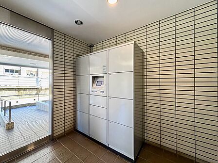到着時間を気にしたり、再配達の連絡をする手間がかかりません。