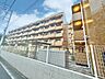 外観：忙しく過ぎゆく日常を置き去るほど、ゆったりした時間が流れる住環境。