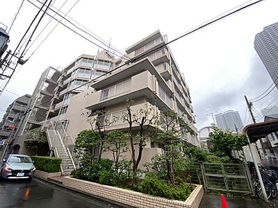 外観：飽きのこないシンプルモダンな外観です。