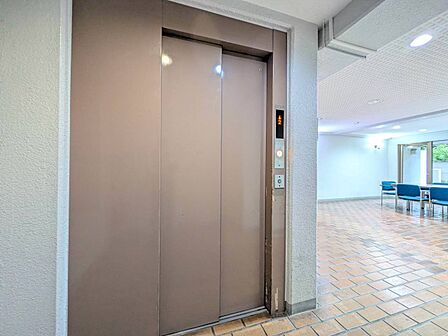 エレベーター完備のため荷物が多くなっても安心。