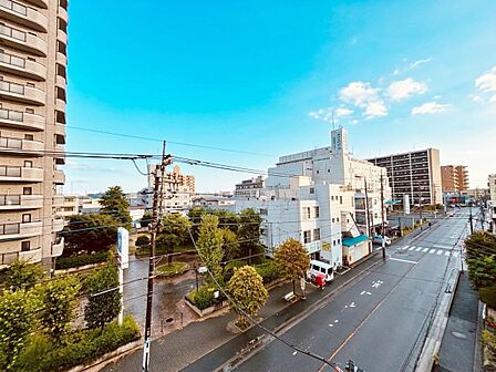 陽当たり・通風・開放感に恵まれた環境です。※CG加工により晴天にしています。