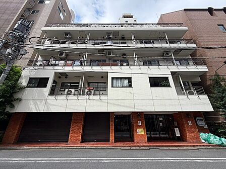 忙しく過ぎゆく日常を置き去るほど、ゆったりした時間が流れる住環境。