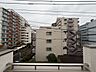 バルコニー：眺望や窓からの景色が良いと、家で過ごす時間も快適です。