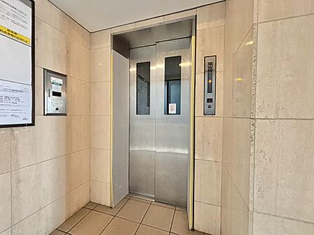 エレベーター完備のため荷物が多くなっても安心。