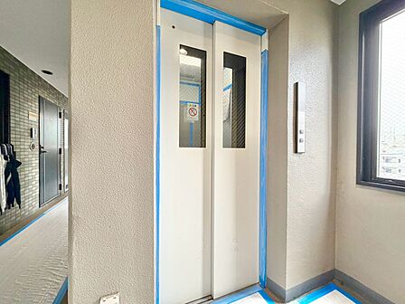エレベーター完備のため荷物が多くなっても安心。