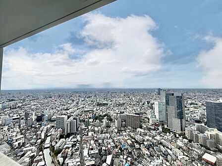 眺望や窓からの景色が良いと、家で過ごす時間も快適です。