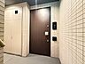 玄関：清潔感のある落ち着いた雰囲気の玄関です。